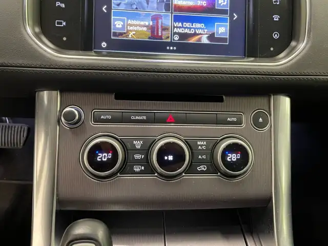 Land Rover Range Rover Sport view 10