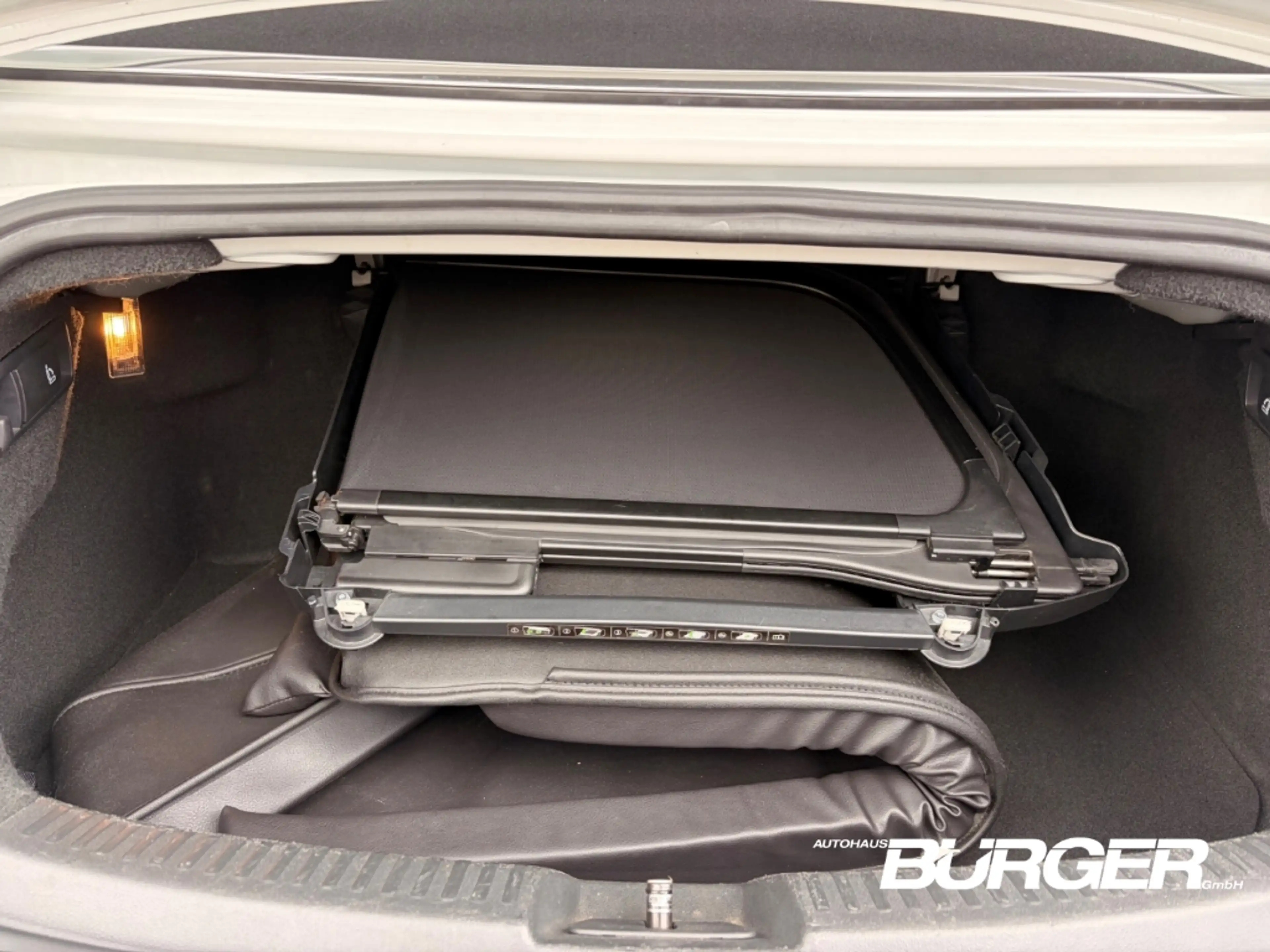 Volkswagen Beetle Cabriolet Navi Dyn. Windschott Scheckheft Alu Sitz — photo 12