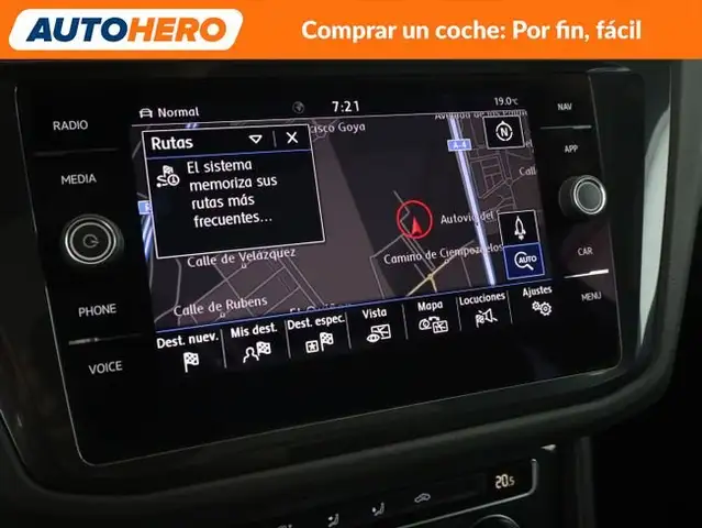 Volkswagen Tiguan view 21