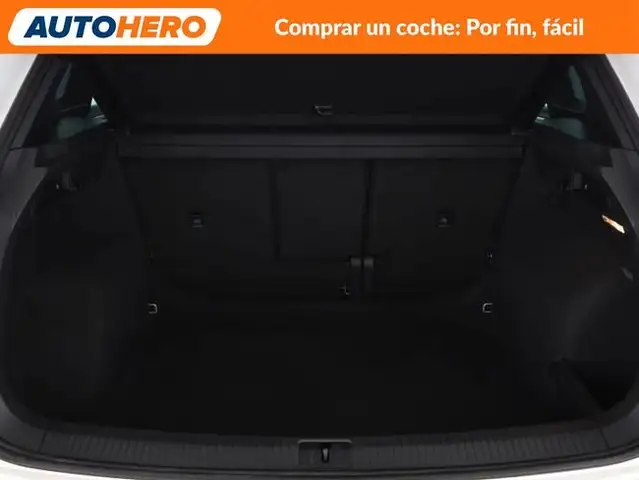 Volkswagen Tiguan view 18