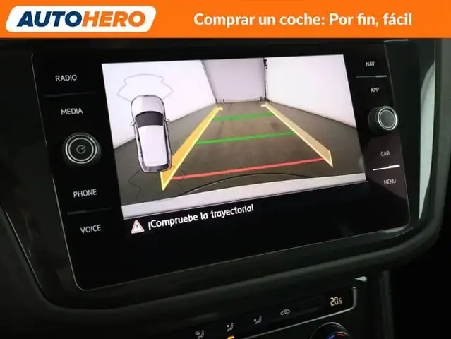 Volkswagen Tiguan view 22