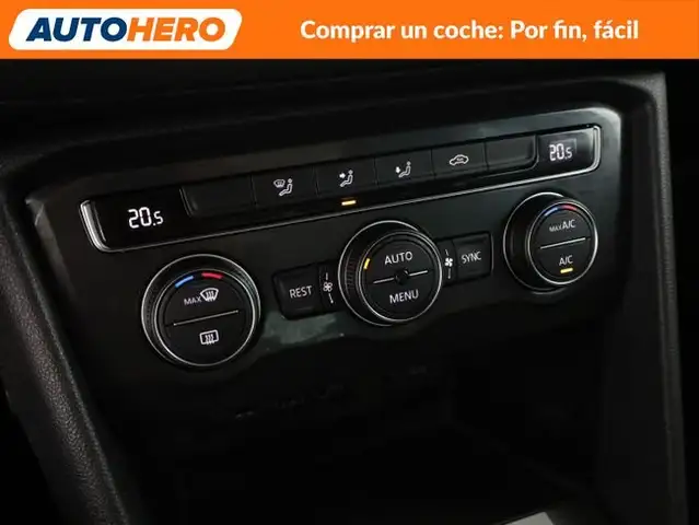 Volkswagen Tiguan view 27