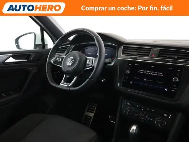 Volkswagen Tiguan view 14