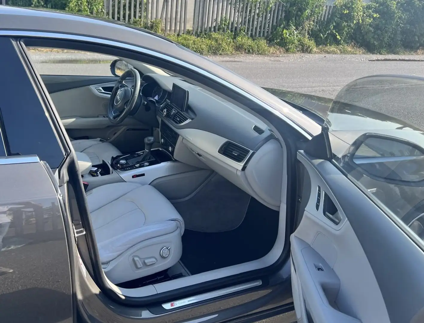 Audi A7 Sportback 3.0 V6 tdi Business quattro 204cv s-tron Grigio - 2
