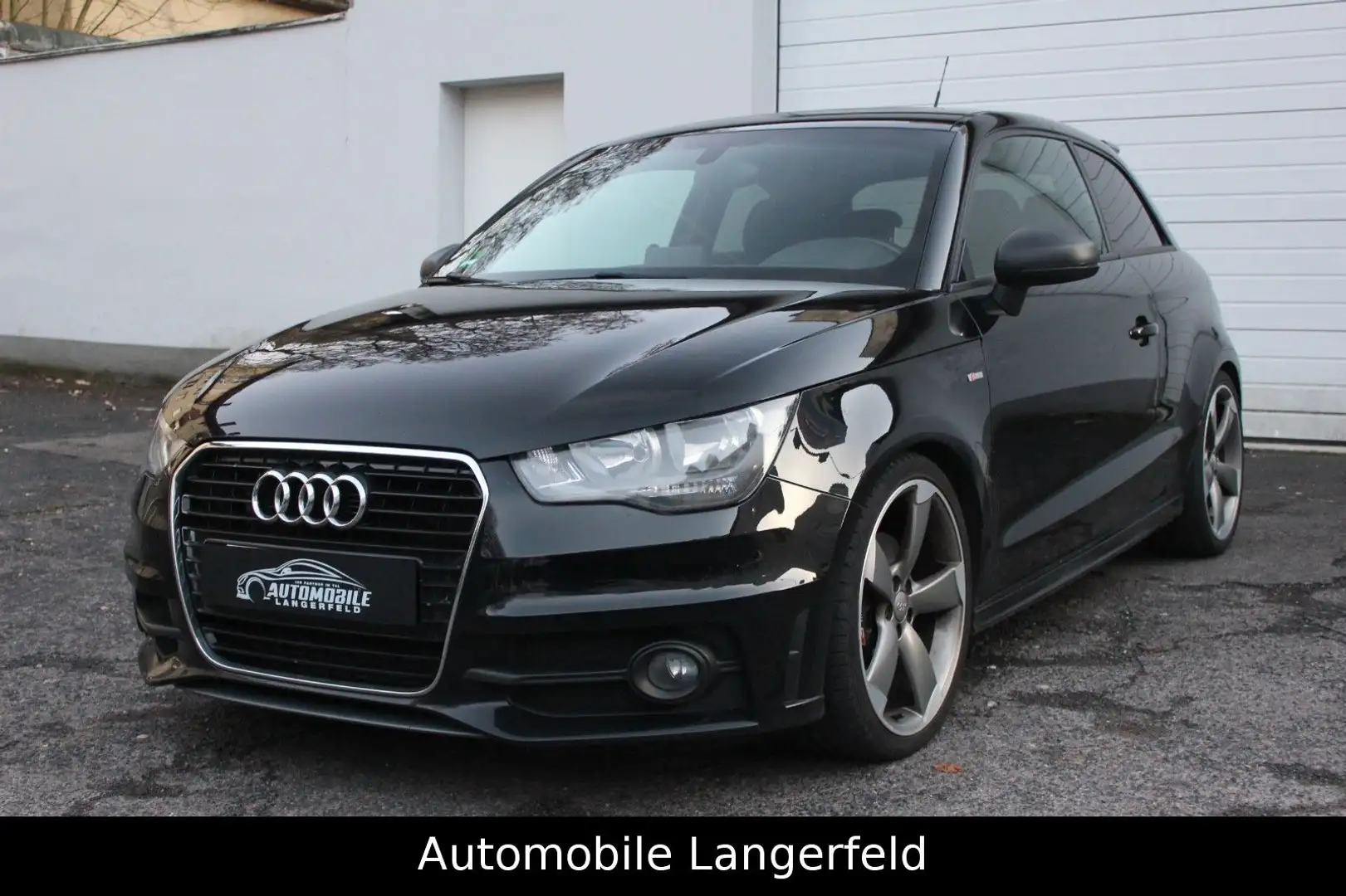 Audi A1 S Line 3x NAVI SHZ KLIMA ROTOR Schwarz - 1