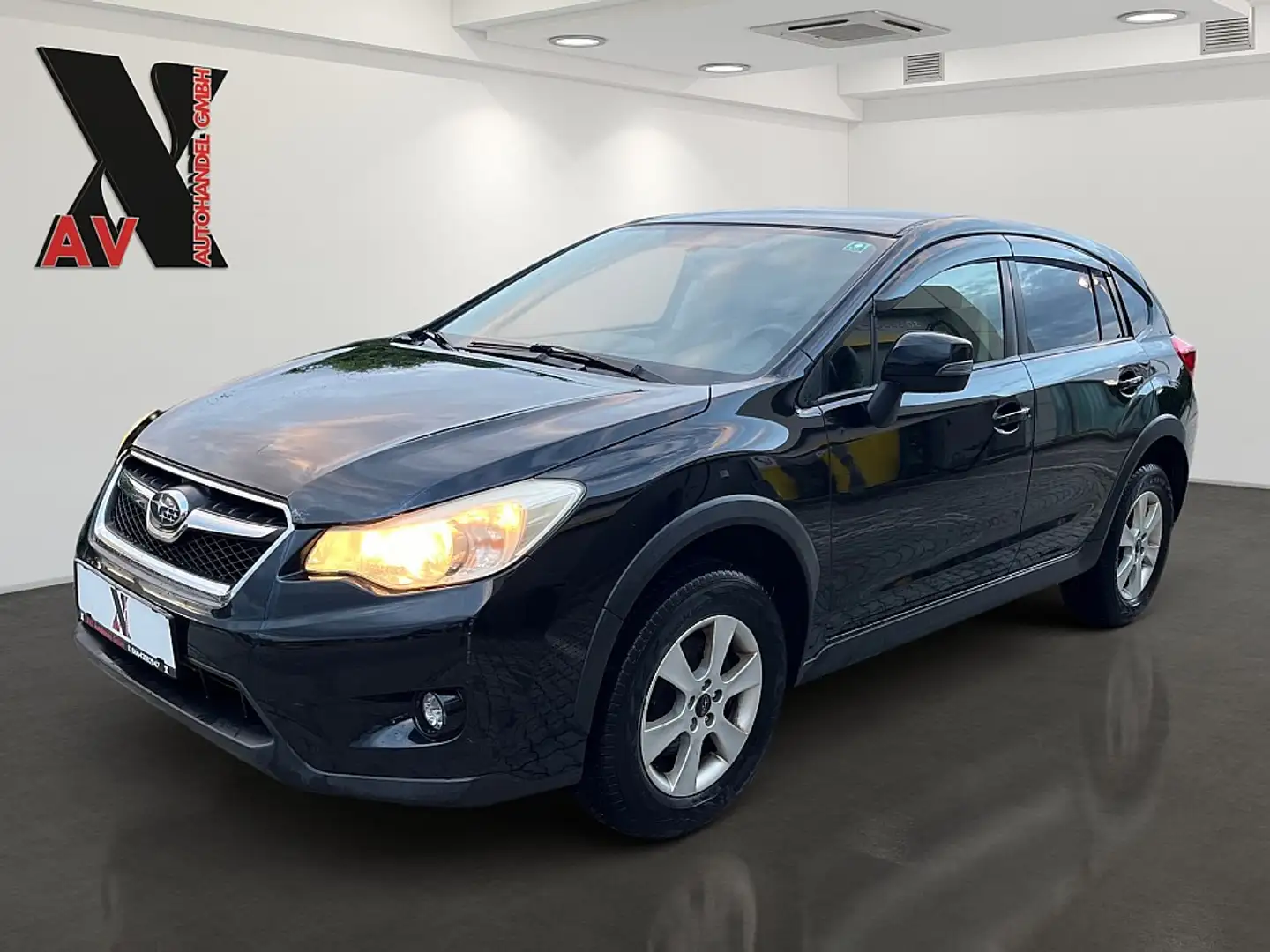 Subaru XV 2,0D 4WD Comfort/SEHR GUTE AUSSTATTUNG/GEPFLEGT... Schwarz - 1
