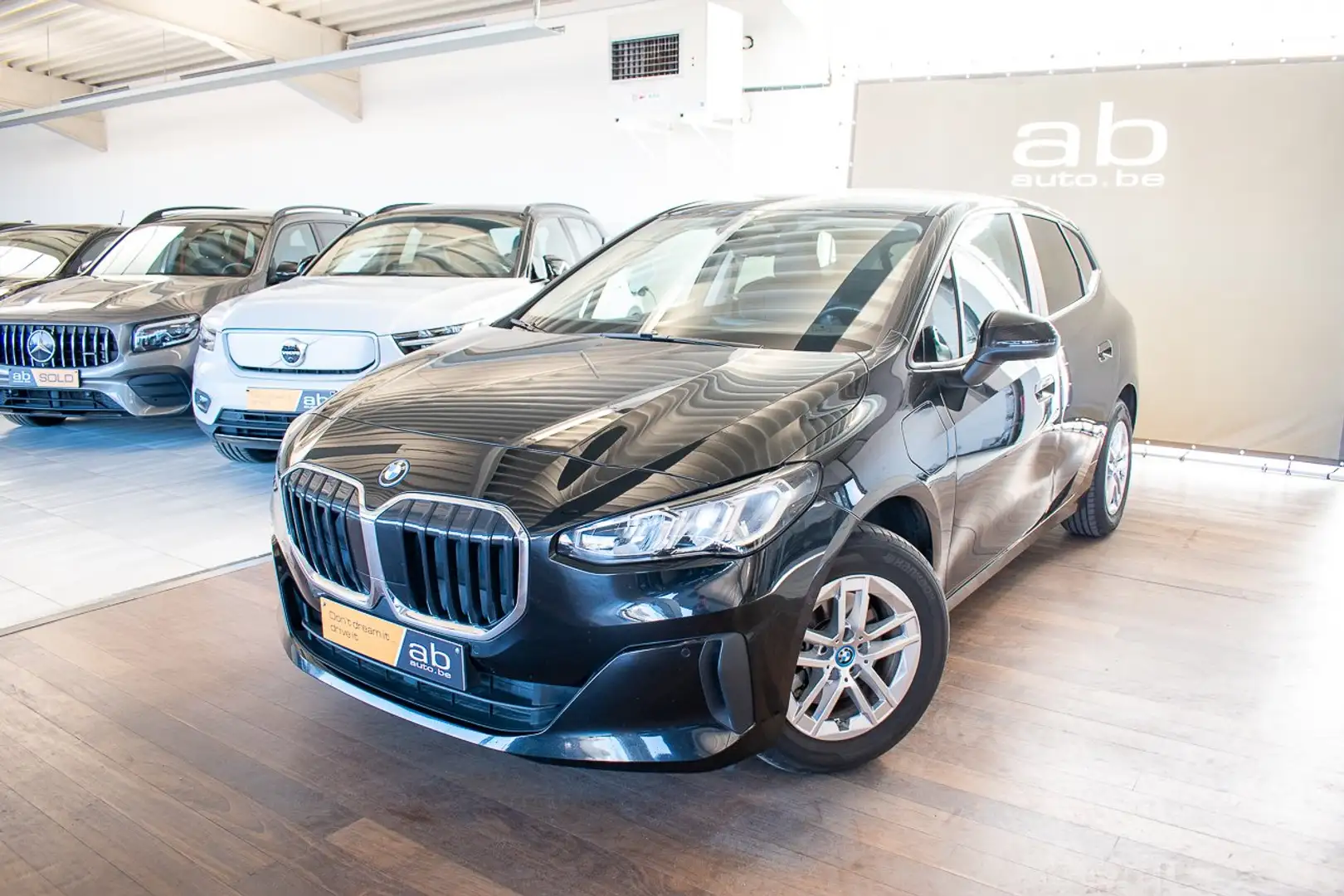 BMW 225 E XDRIVE ACTIVE TOURER, AUTOM, NAV, APPLE/ANDROID, Noir - 2