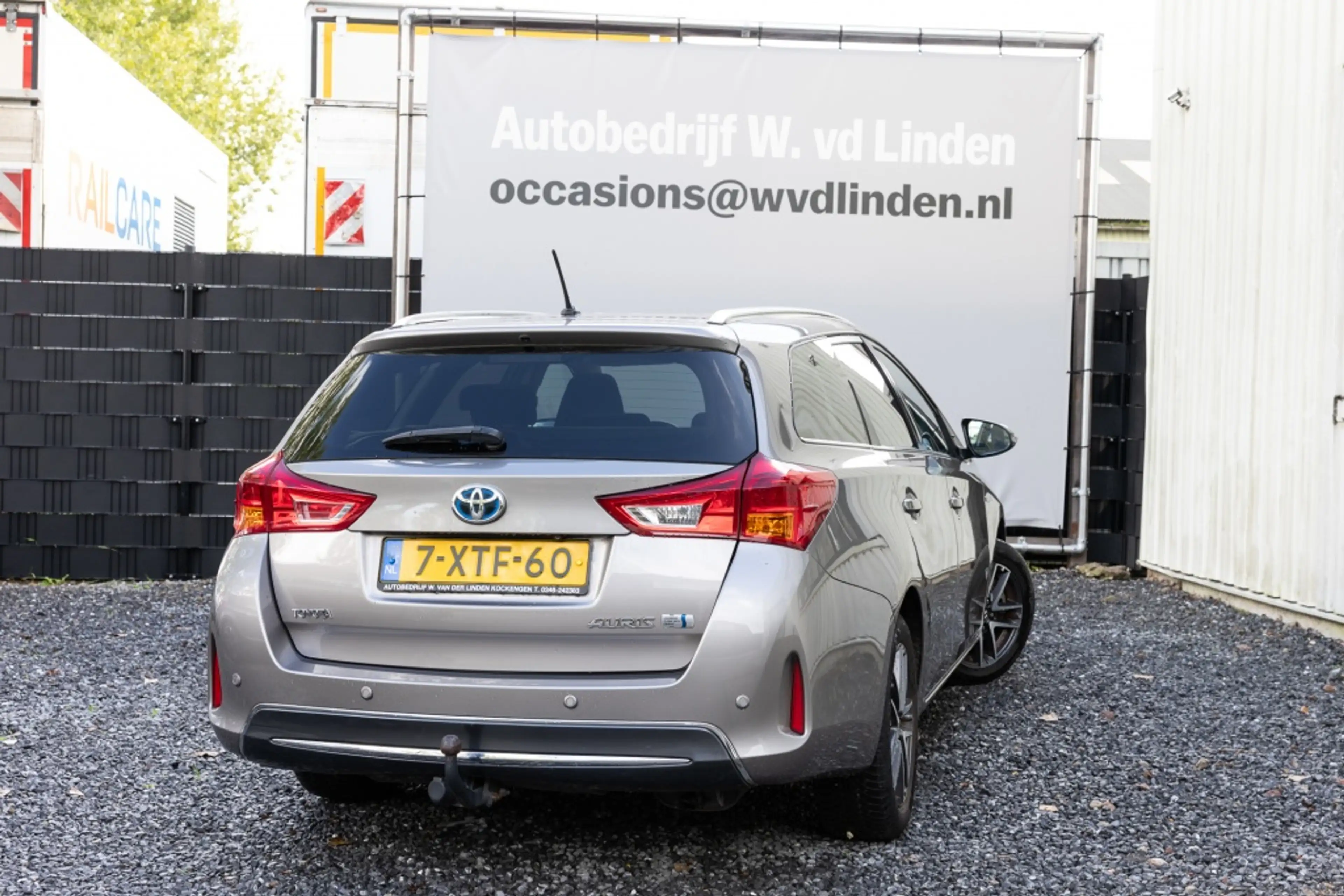 Toyota Auris Touring Sports 1.8 Hybr. Lease — photo 8
