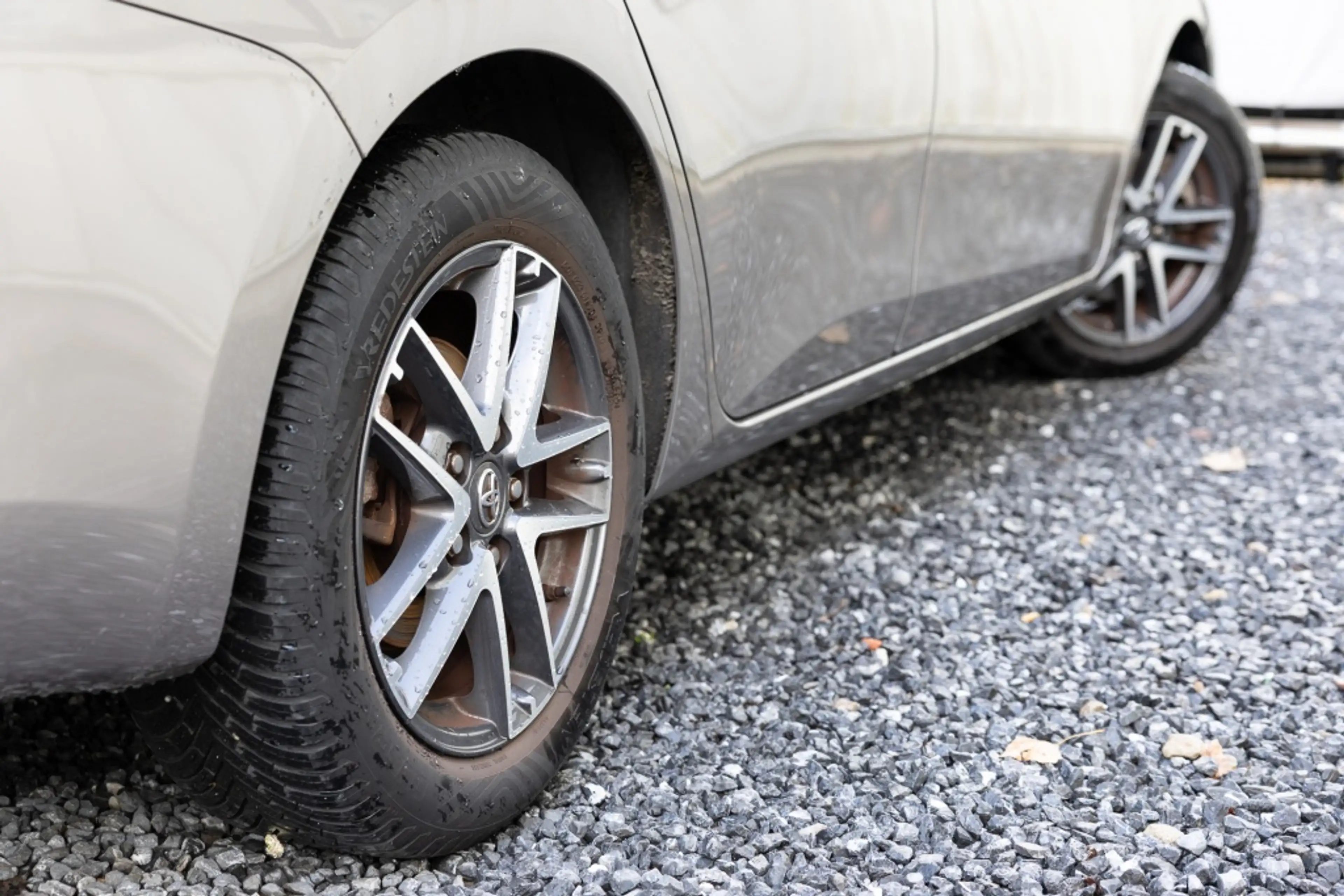 Toyota Auris Touring Sports 1.8 Hybr. Lease — photo 9
