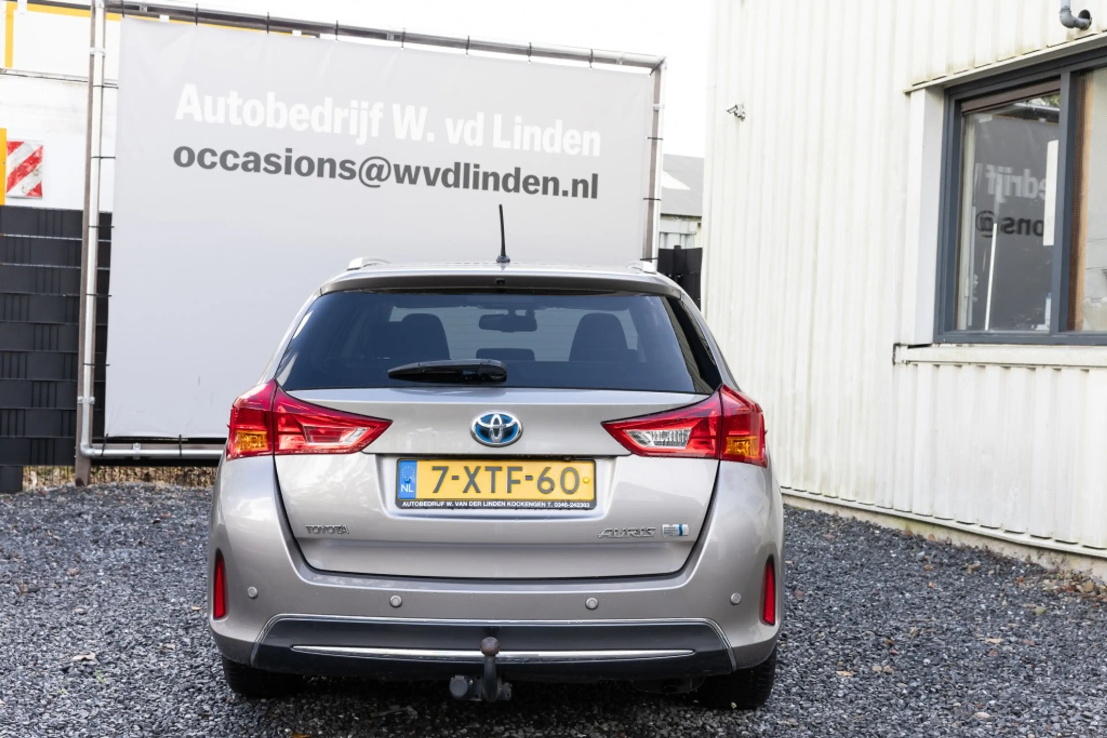 Toyota Auris Touring Sports 1.8 Hybr. Lease — photo 7