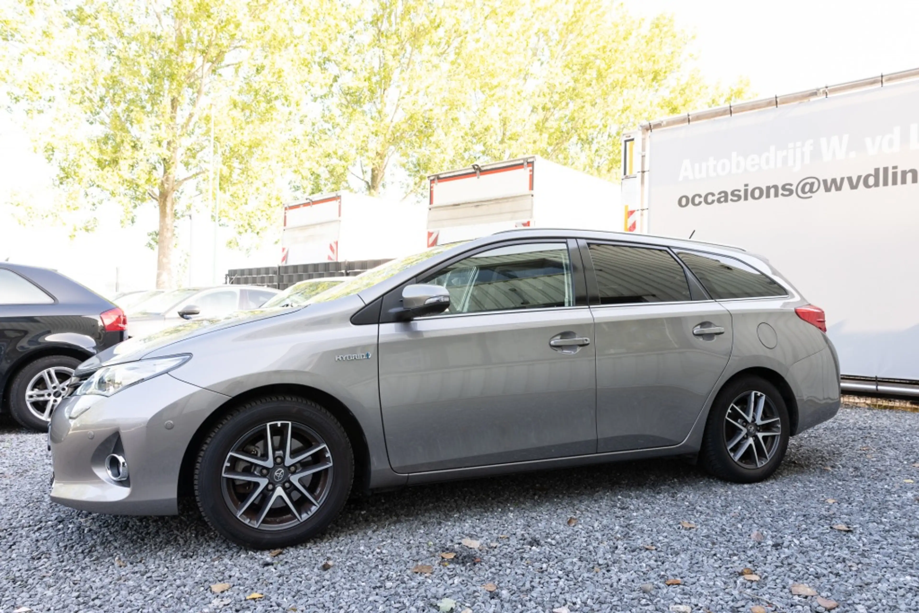 Toyota Auris Touring Sports 1.8 Hybr. Lease — photo 4