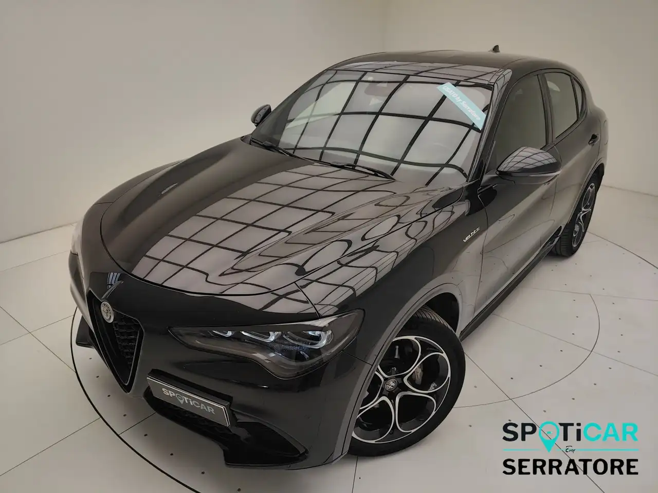 Alfa Romeo Stelvio 2023 — фото 15