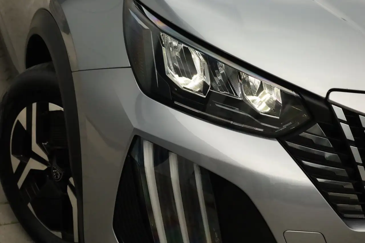 Peugeot E-2008 EV Allure 54 kWh Afn. Trekhaak Carplay Navi Camera, миниатюра 13