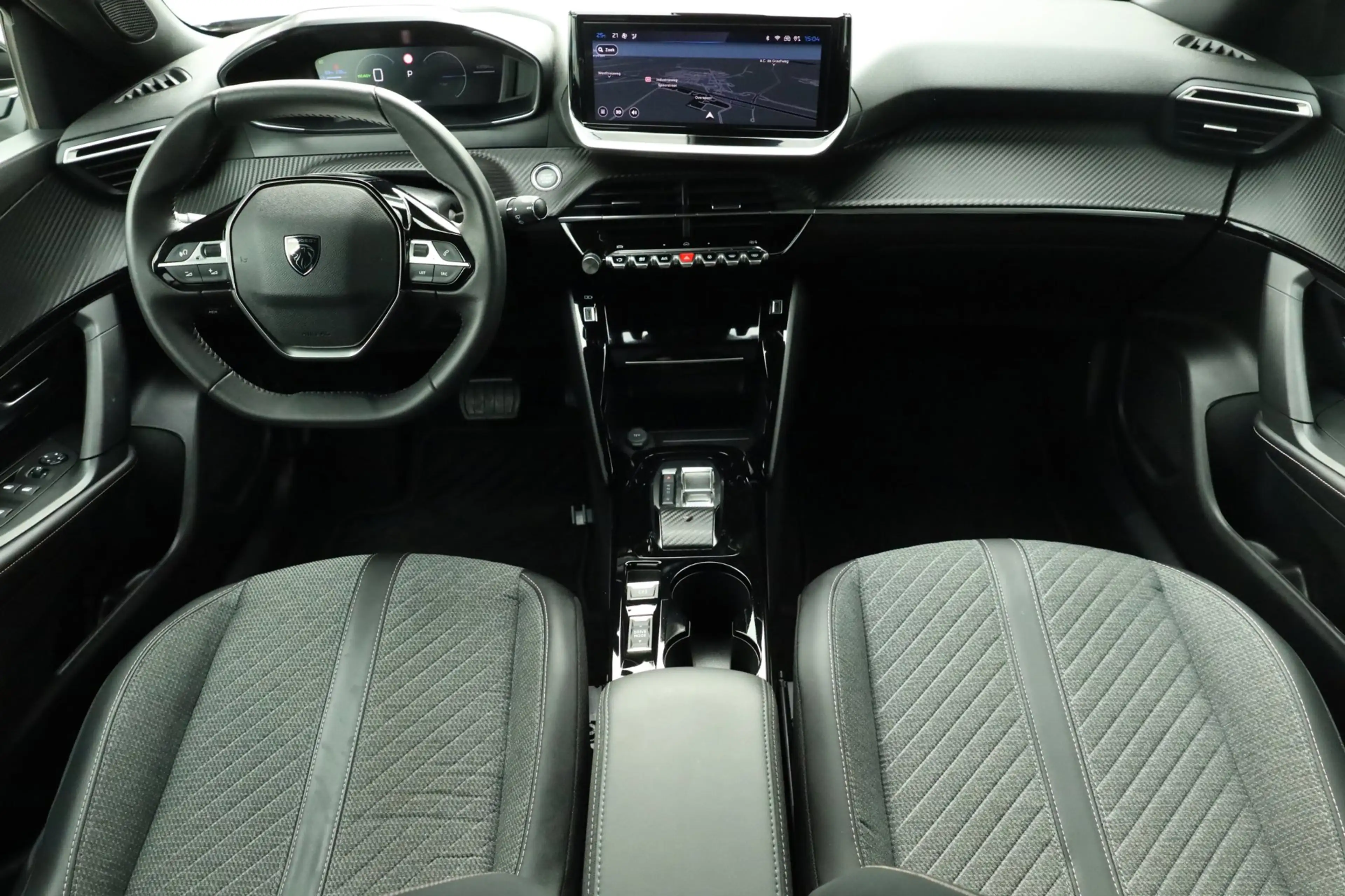 Peugeot e-2008 EV Allure 54 kWh Afn. Trekhaak Carplay Navi Camera — photo 11