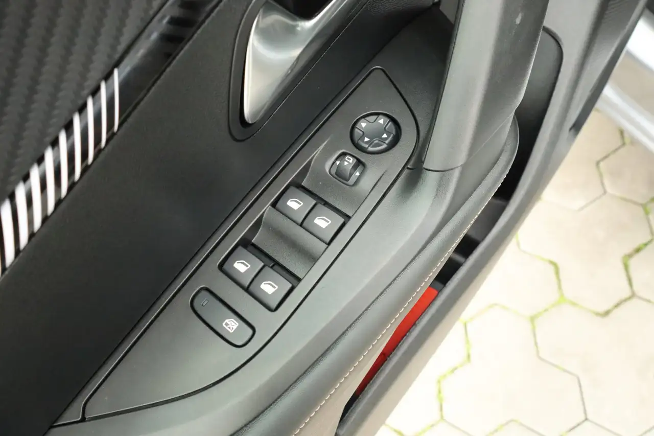 Peugeot E-2008 EV Allure 54 kWh Afn. Trekhaak Carplay Navi Camera, миниатюра 24