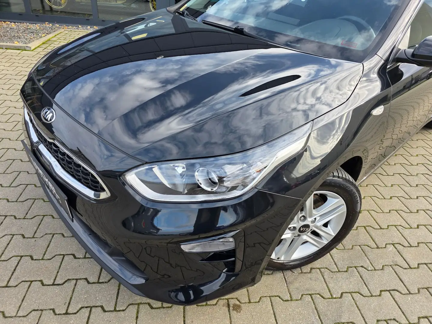 Kia Ceed SW / cee'd SW Vision*Led*Navi*Kamera*Shz* Schwarz - 2