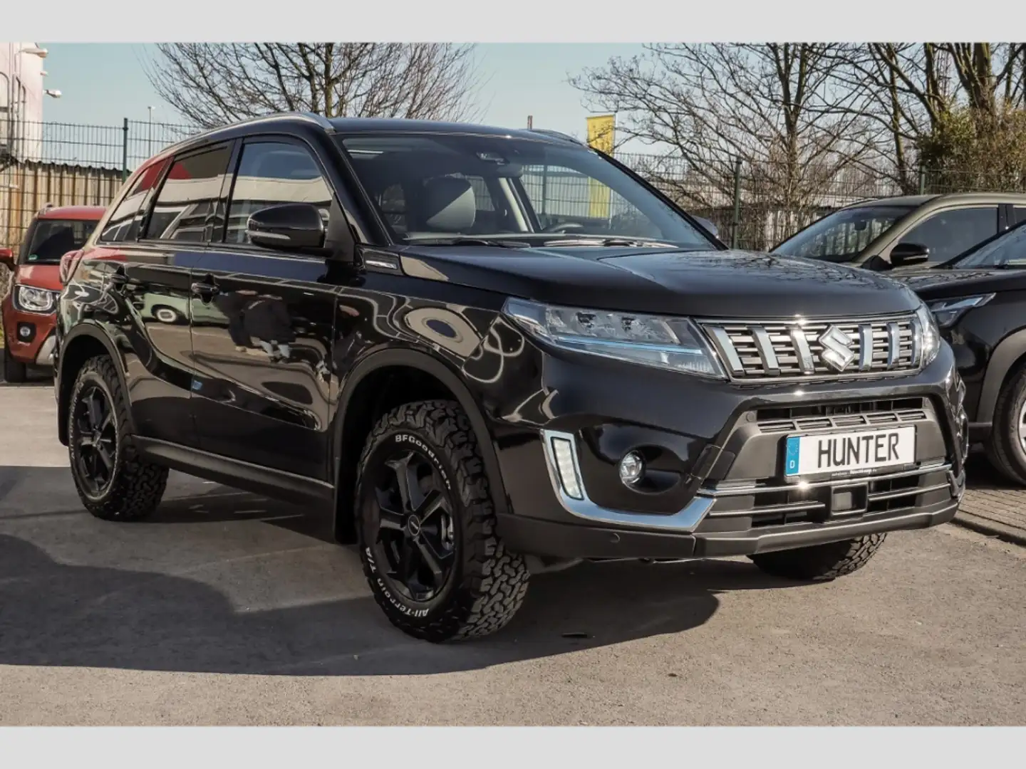 Suzuki Vitara Suzuki 1.5 Hunter Prof. 4x4 Offroad Umbau AHK Höhe Schwarz - 2