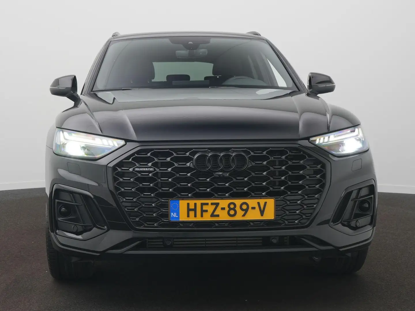 Audi Q5 Sportback 55 TFSIe S edition Competition | Trekhaa Noir - 2