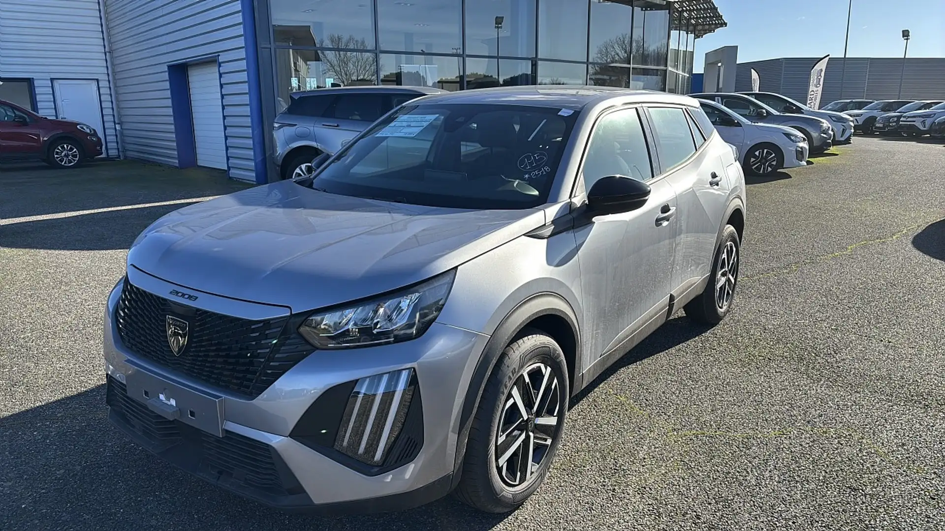 Peugeot e-2008 1.2 PURETECH 100CH S\u0026S ACTIVE Gris - 1