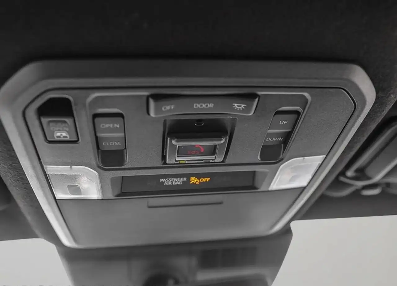 Toyota 4-Runner снимка Toyota 4-Runner