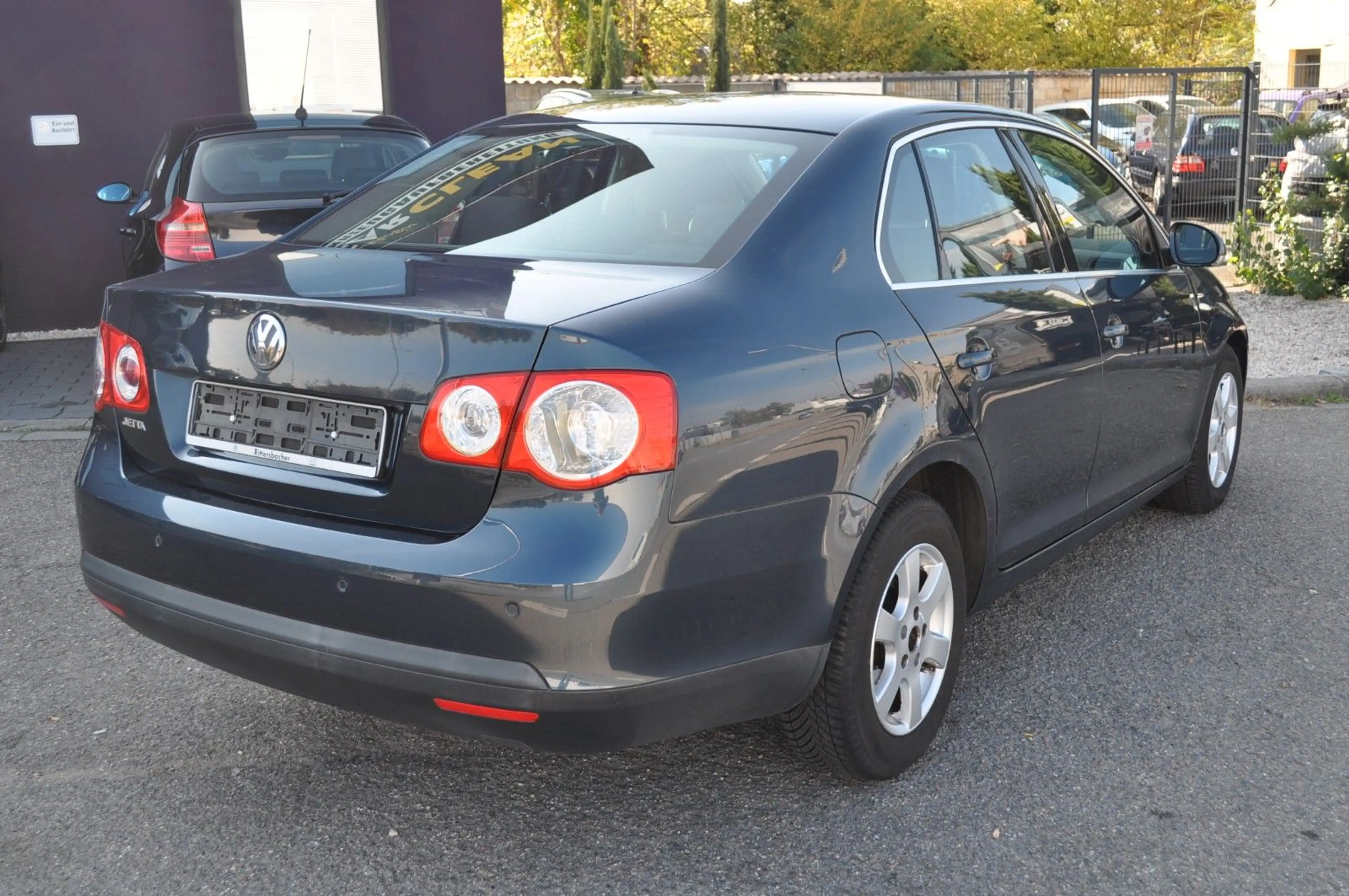 Volkswagen Jetta V 1.6 Comfortline * Automatic - 50.500 KM! — photo 6