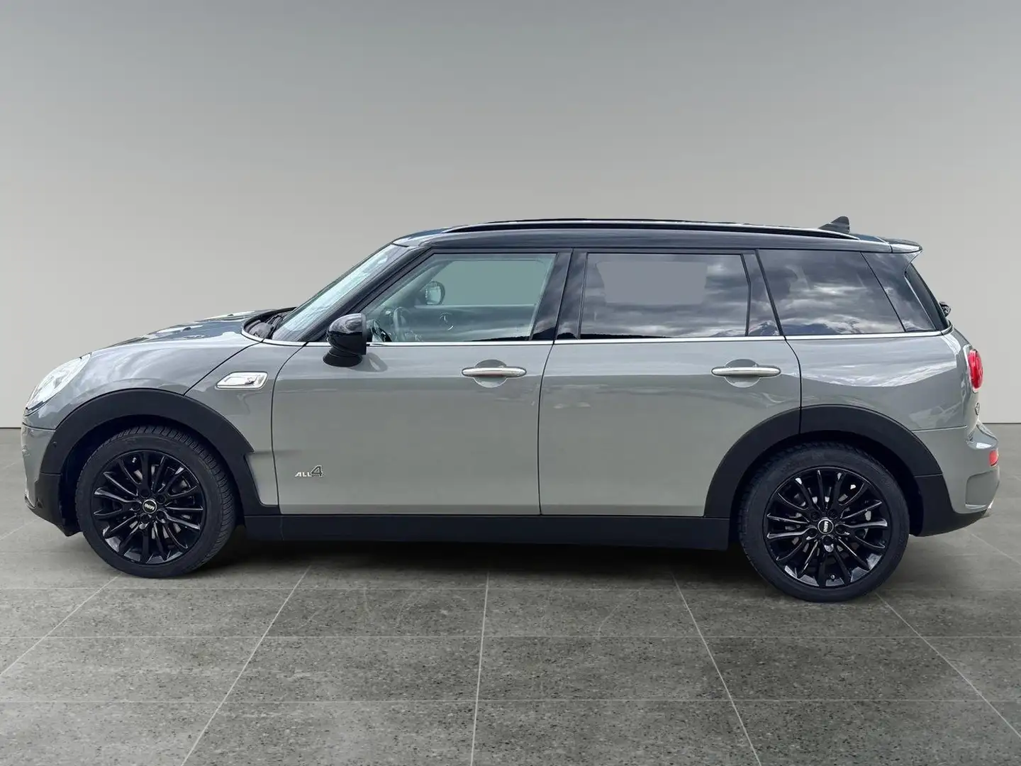 MINI Cooper SD Clubman (F54) MINI 2.0 COOPER SD HYPE CLUBMAN ALL4 AUTOMA - 2