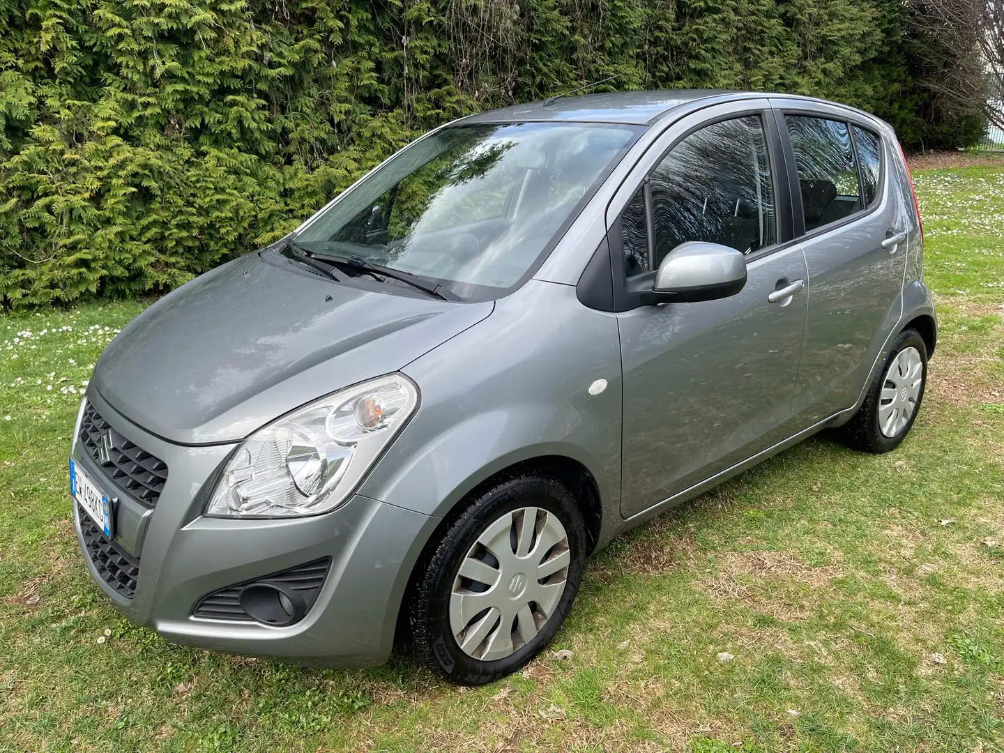 Suzuki Splash NEOPATENTATO 1.0 vvt GL Gris - 2