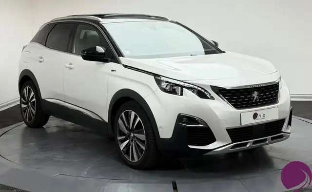 Peugeot 3008 view 2
