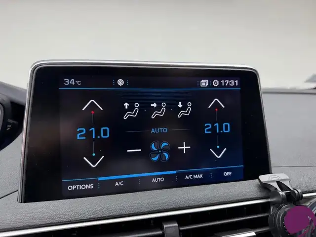 Peugeot 3008 view 13