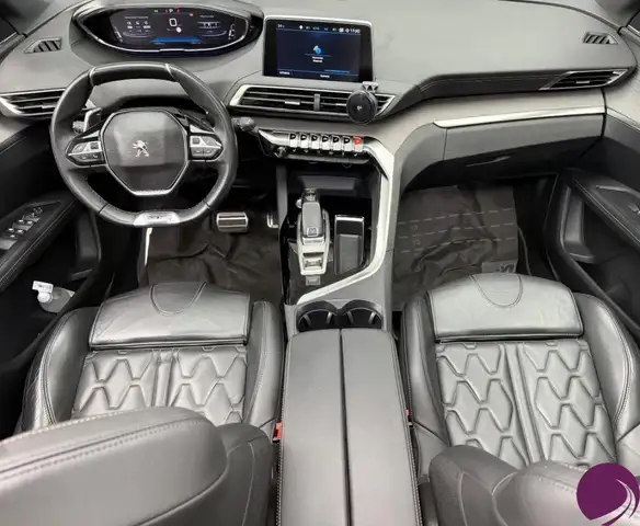 Peugeot 3008 view 9