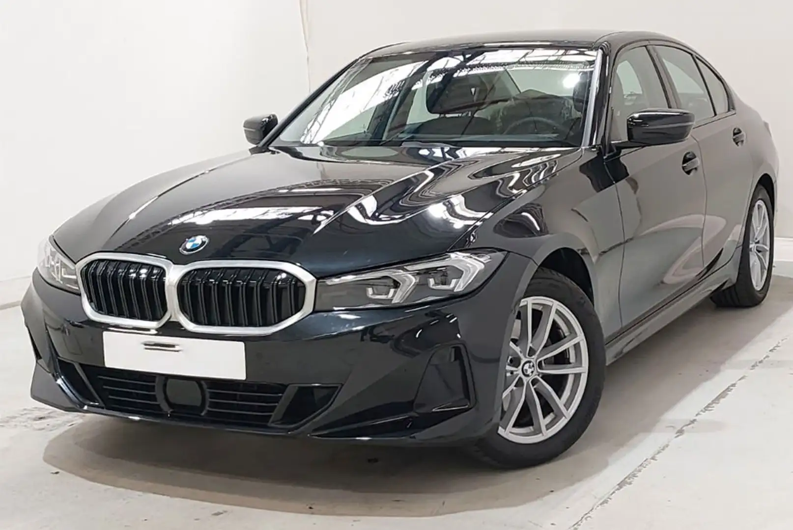 BMW 320 d xDrive LED+Widscreen+DAB+Navi+Kamera+ACC Schwarz - 2