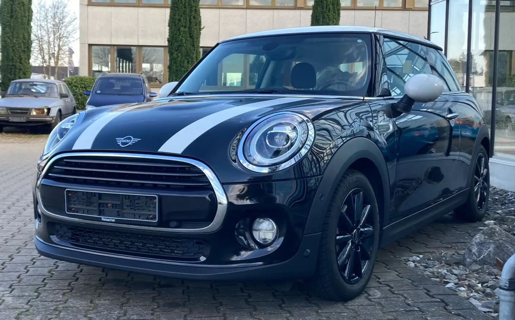 MINI Cooper Pepper LED Navi Alufelgen 17" Sitzheizung Schwarz - 1
