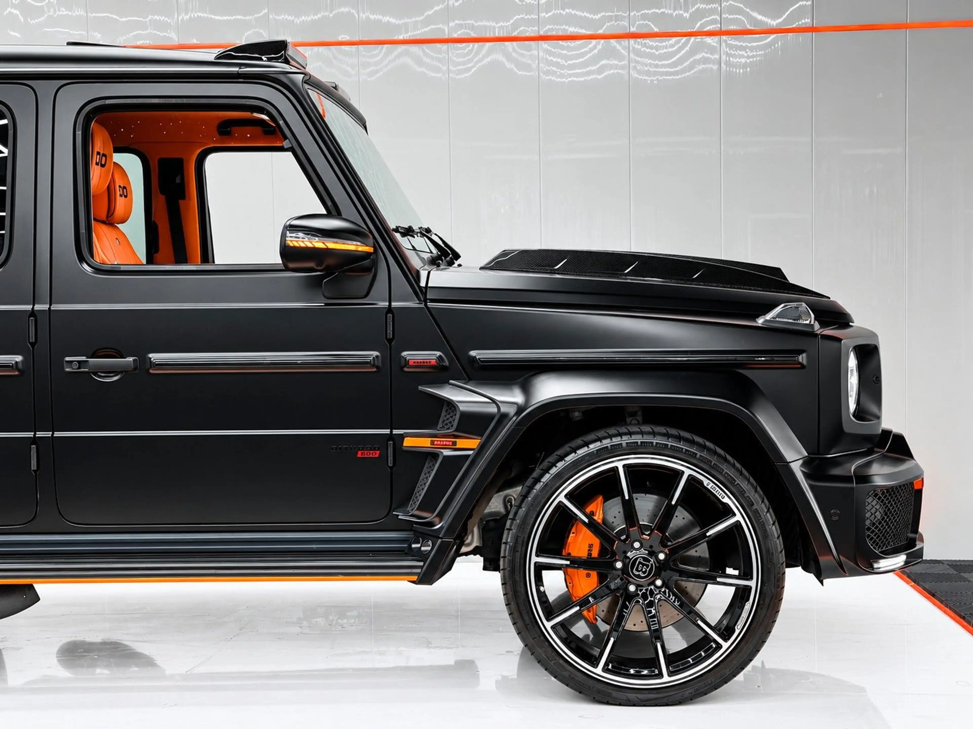 Mercedes-Benz G 63 AMG BRABUS 800 DESIGNO/CARBON/3xTV/PPF/24* — photo 4