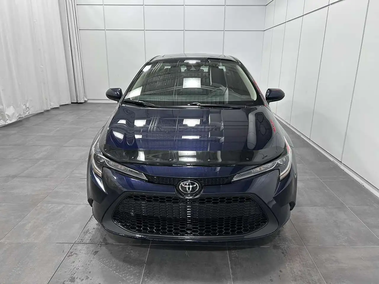 Toyota Corolla снимка Toyota Corolla
