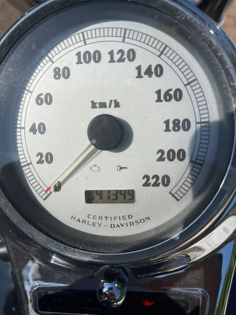 Harley-Davidson Dyna Wide Glide Чорний - 1