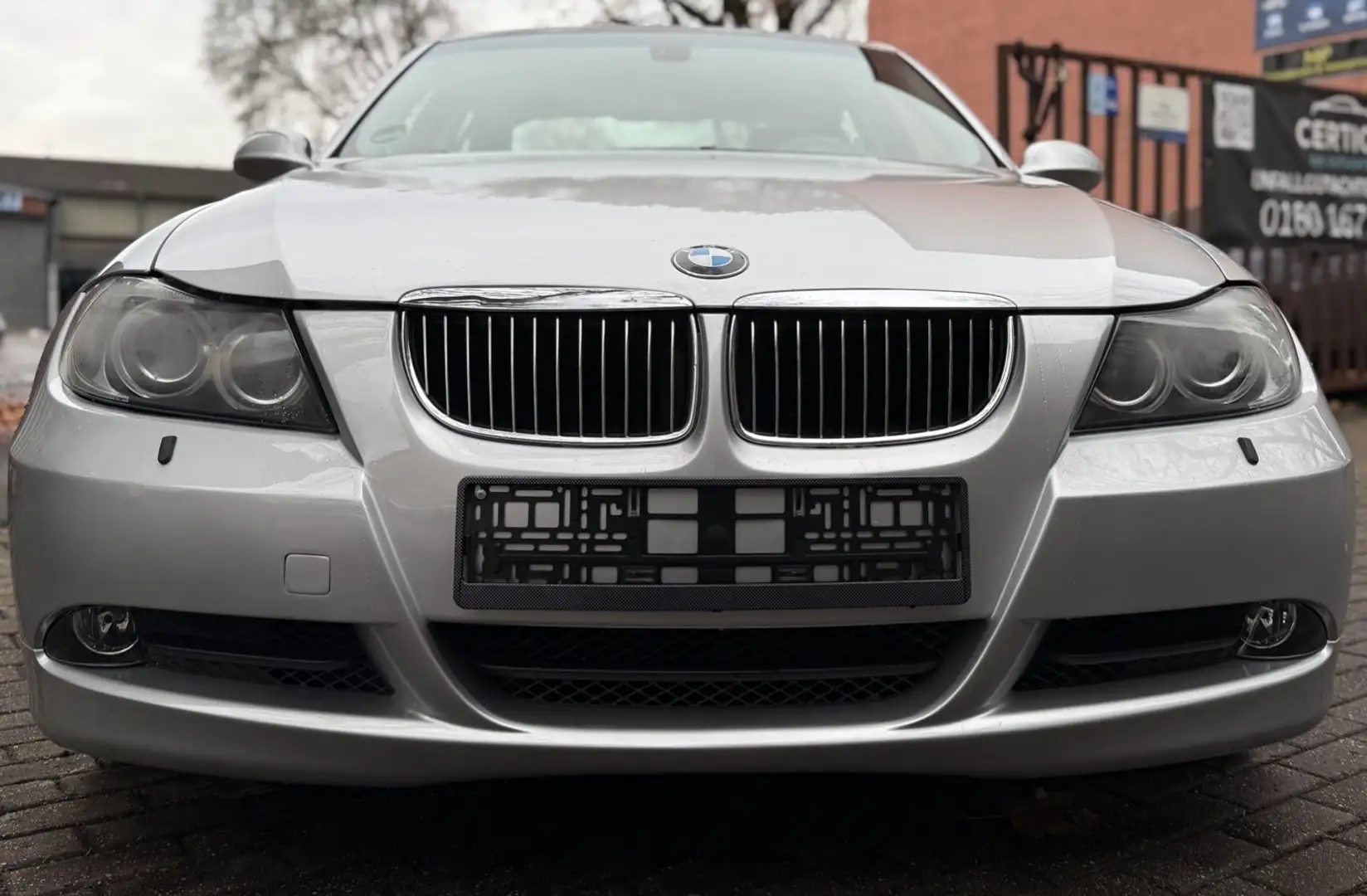 BMW 323 Automatik Klima Leder SHZ Tüv Neu Garantie Argintiu - 2