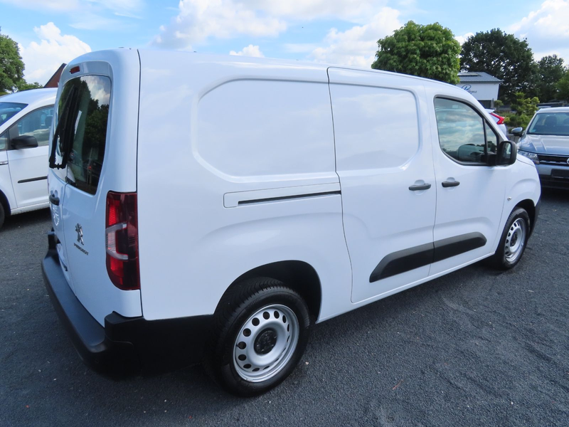 Peugeot Partner 1,5 Premium L2 - Navi Klima Tempo. PDC — photo 9