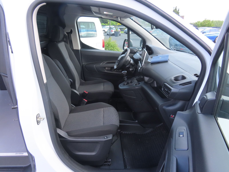 Peugeot Partner 1,5 Premium L2 - Navi Klima Tempo. PDC — photo 10