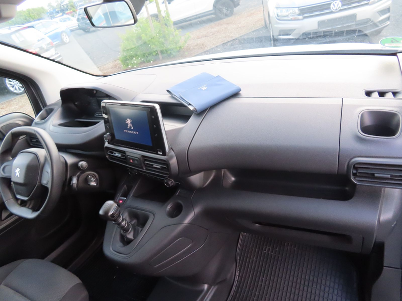 Peugeot Partner 1,5 Premium L2 - Navi Klima Tempo. PDC — photo 12