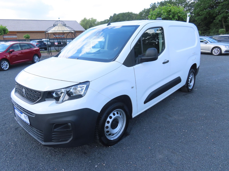 Peugeot Partner 1,5 Premium L2 - Navi Klima Tempo. PDC — photo 6