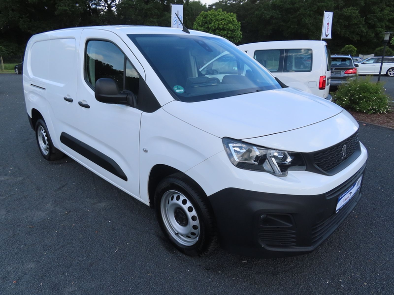 Peugeot Partner 1,5 Premium L2 - Navi Klima Tempo. PDC — photo 3