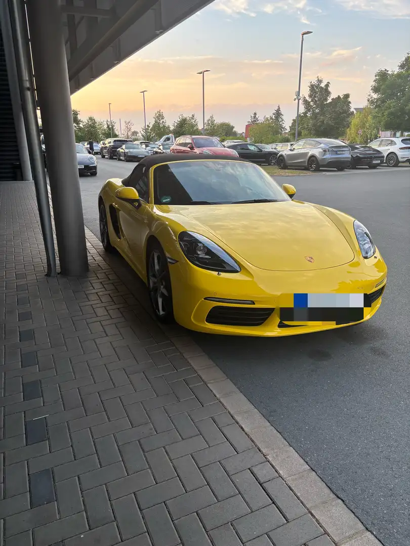 Porsche 718 Boxster PDK Gelb - 1