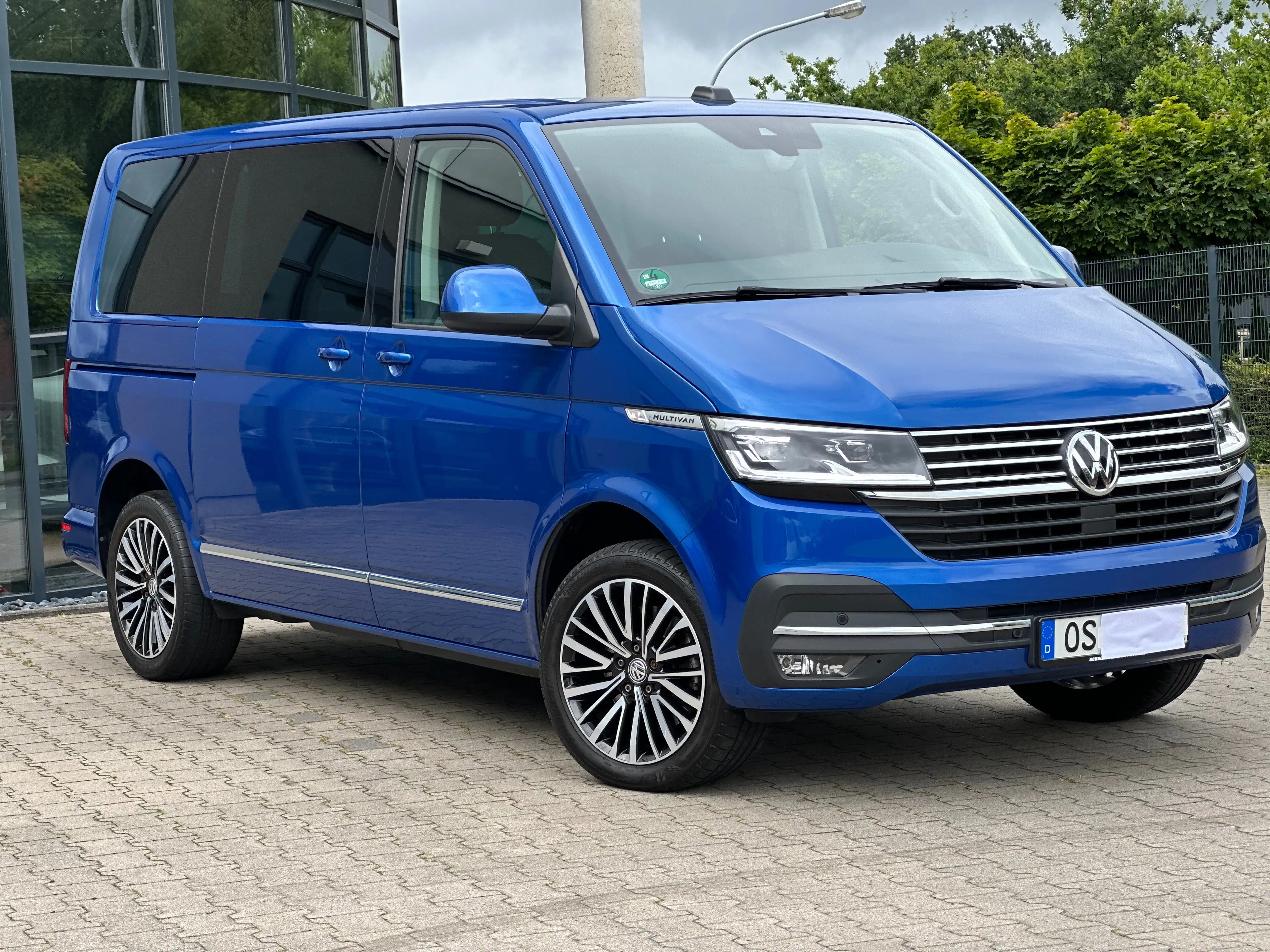 Volkswagen T6.1 Multivan DSG Generation Six LED AHK Alcantara NAVI DIGI 18" — photo 6