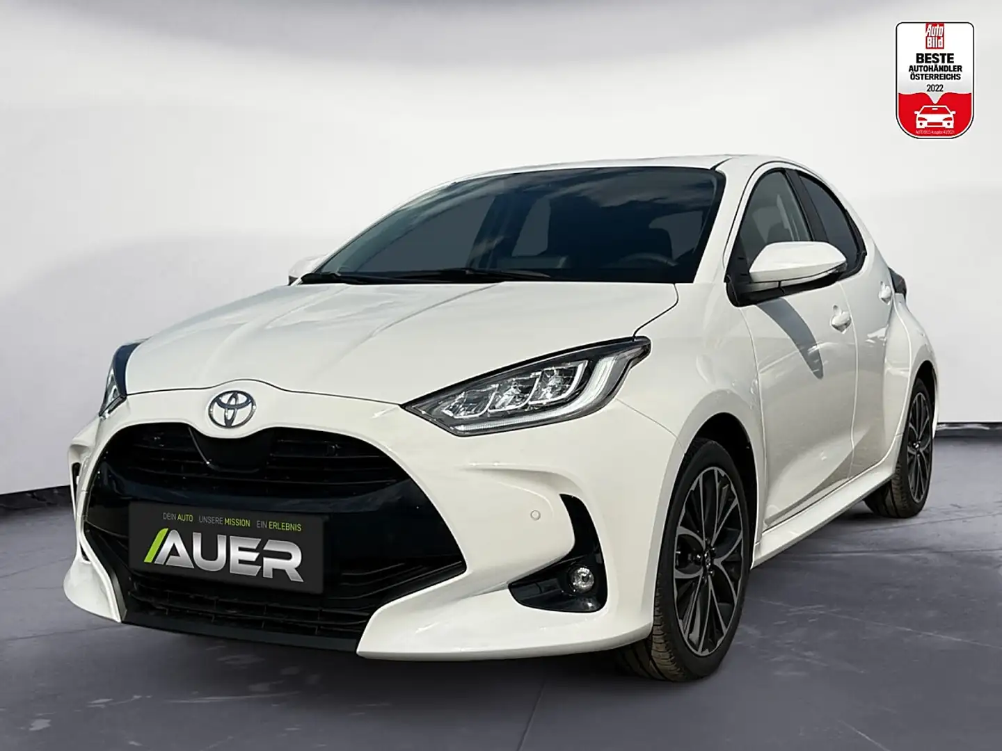 Toyota Yaris 1,5 Hybrid Active Drive CVT 116PS |+Safety Pake... Weiß - 1