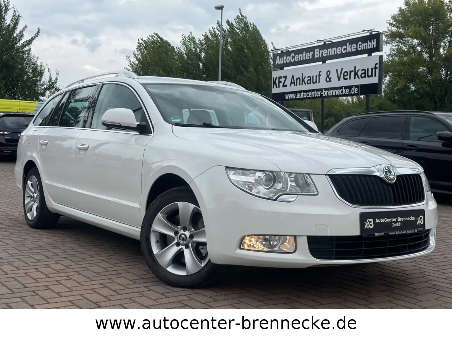 Skoda Superb Combi Ambition Weiß - 1
