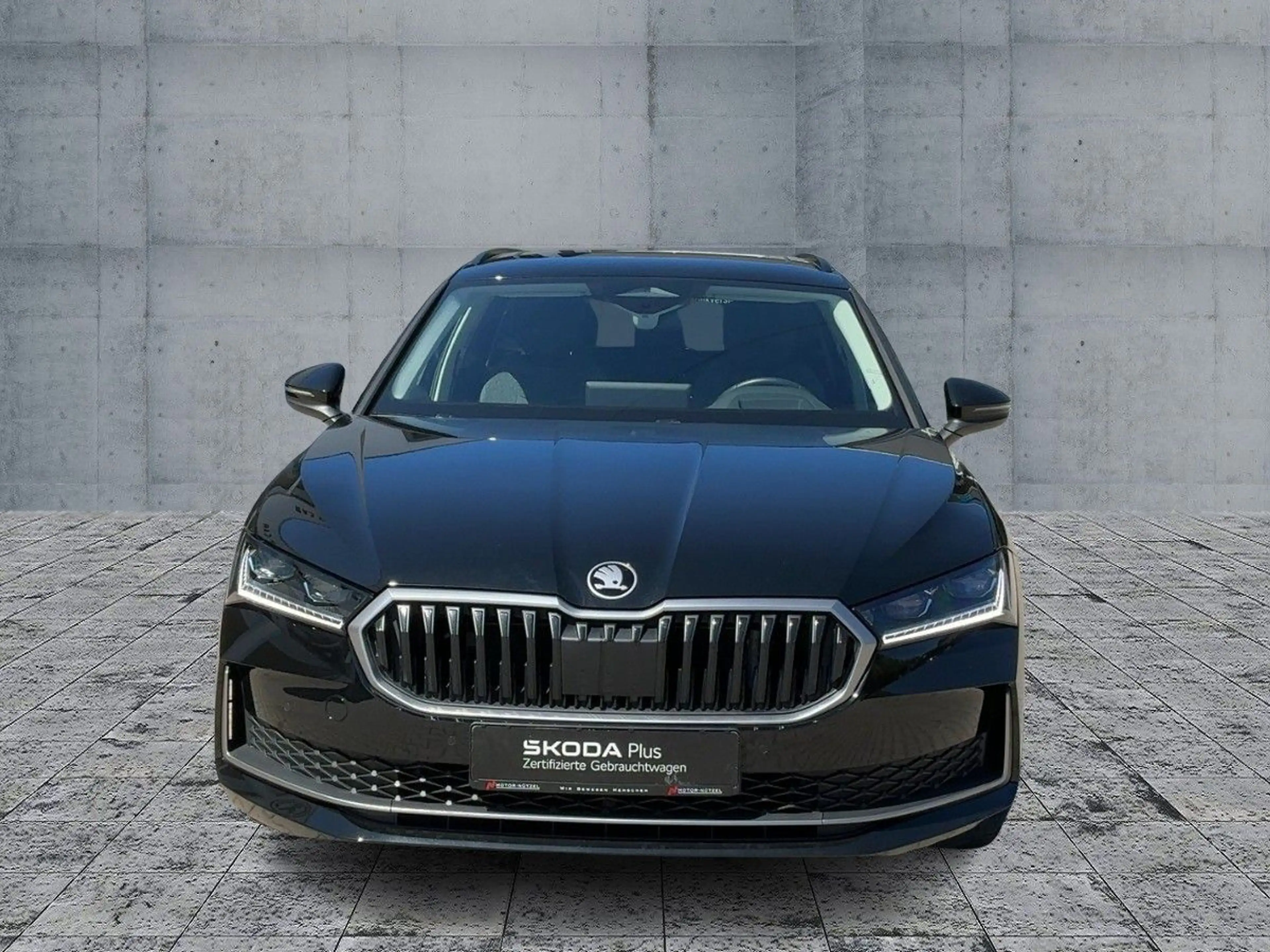 Skoda Superb Combi 2.0 TDI DSG MATRIX+NAV+AHK+PANO+HuD — photo 2