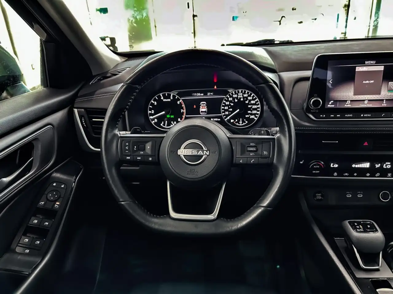 Nissan Rogue снимка Nissan Rogue