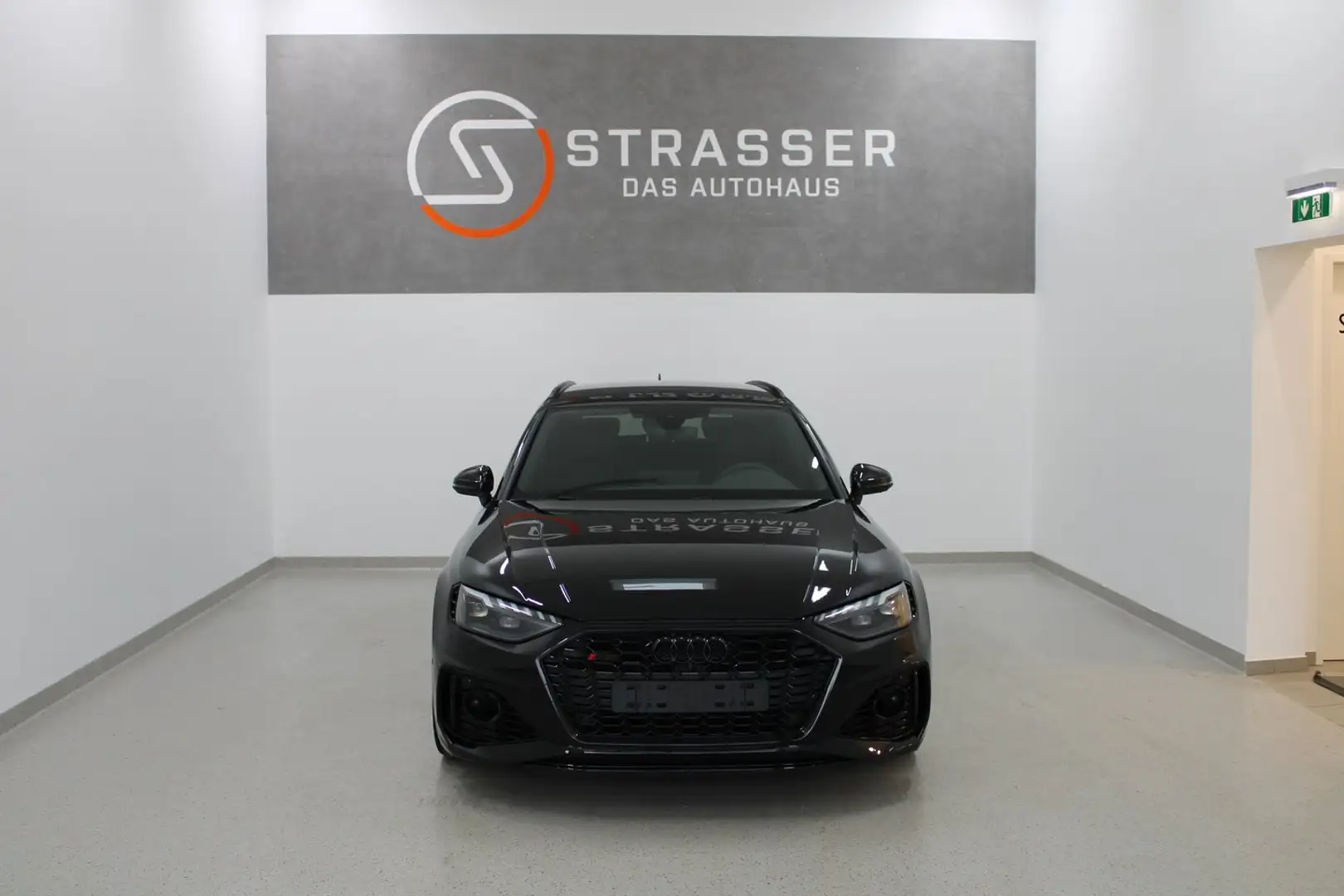 Audi RS4 Audi RS 4 Avant TFSI Schwarz - 2