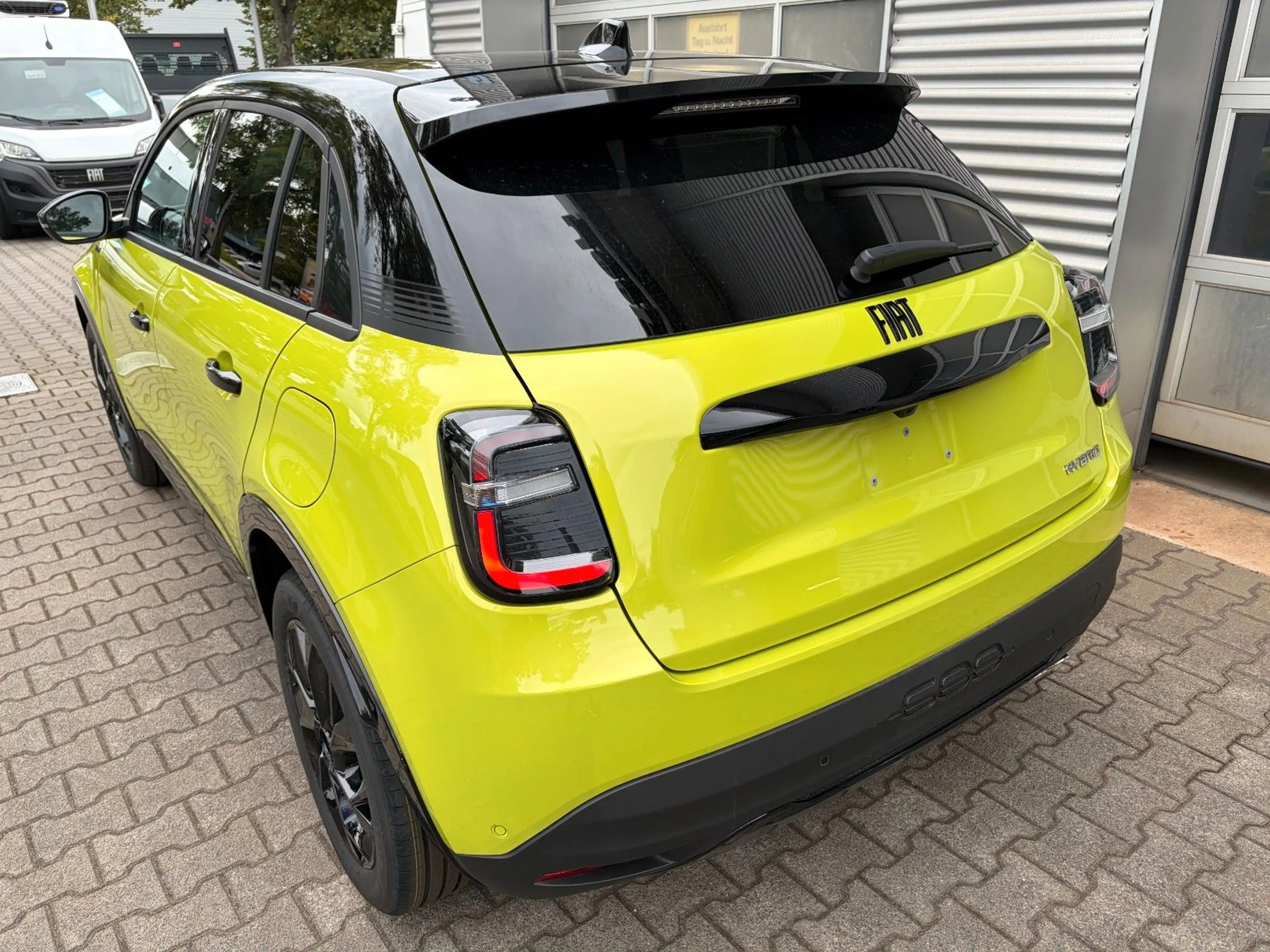 Fiat 600 Hybrid 1.2 Sport — photo 5