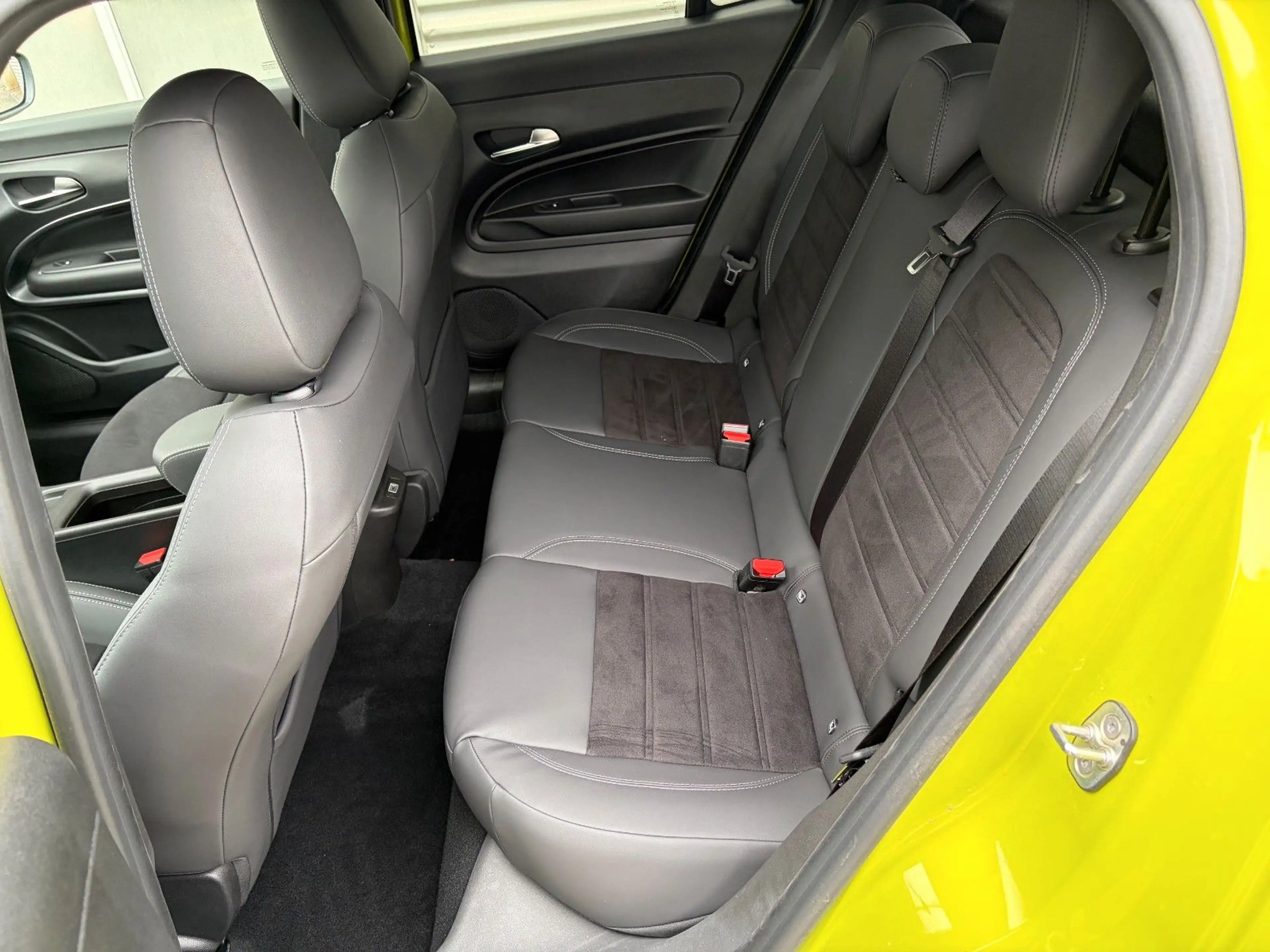 Fiat 600 Hybrid 1.2 Sport — photo 7